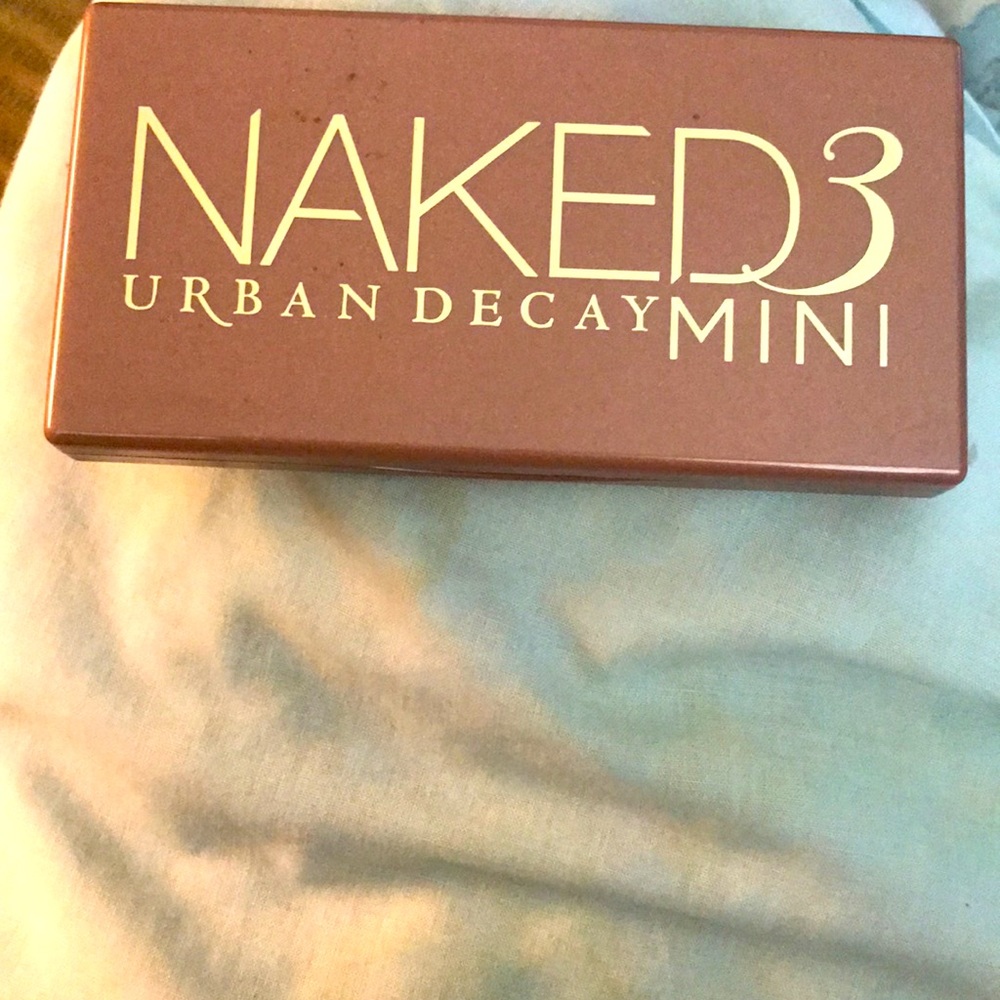 Urban decay naked 3 mini palette.